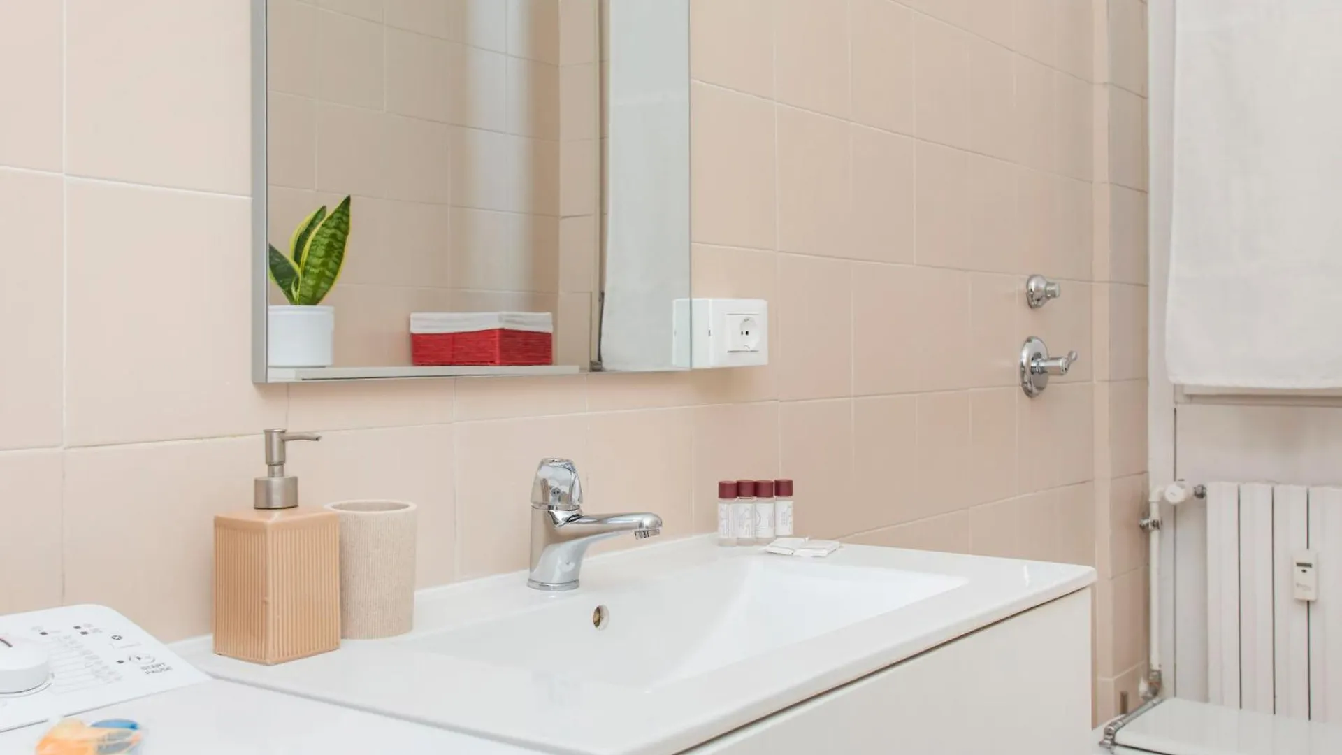 Appartement We Home - Duomo Marchese House Milan Italie