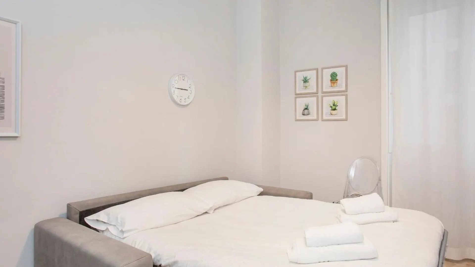 We Home - Duomo Marchese House Milan Italy